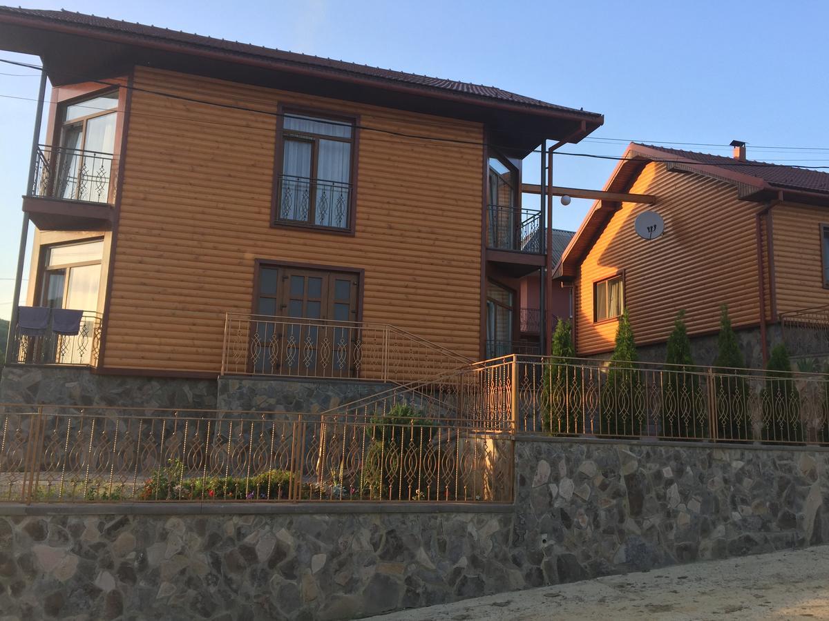 Mini Hotel Solnce Karpat Poljana Eksteriør bilde